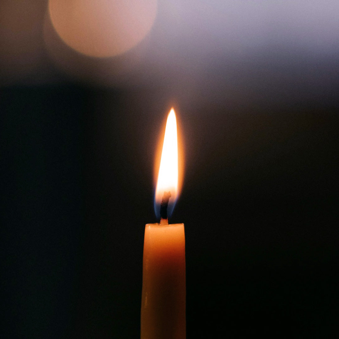 Licht für den Moment: Unser Kerzenmeditations-Set aus Berlin