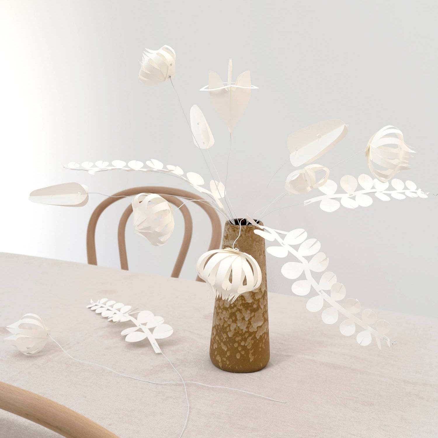 DIY-Strauß aus weißen Blumen (12 Stück)