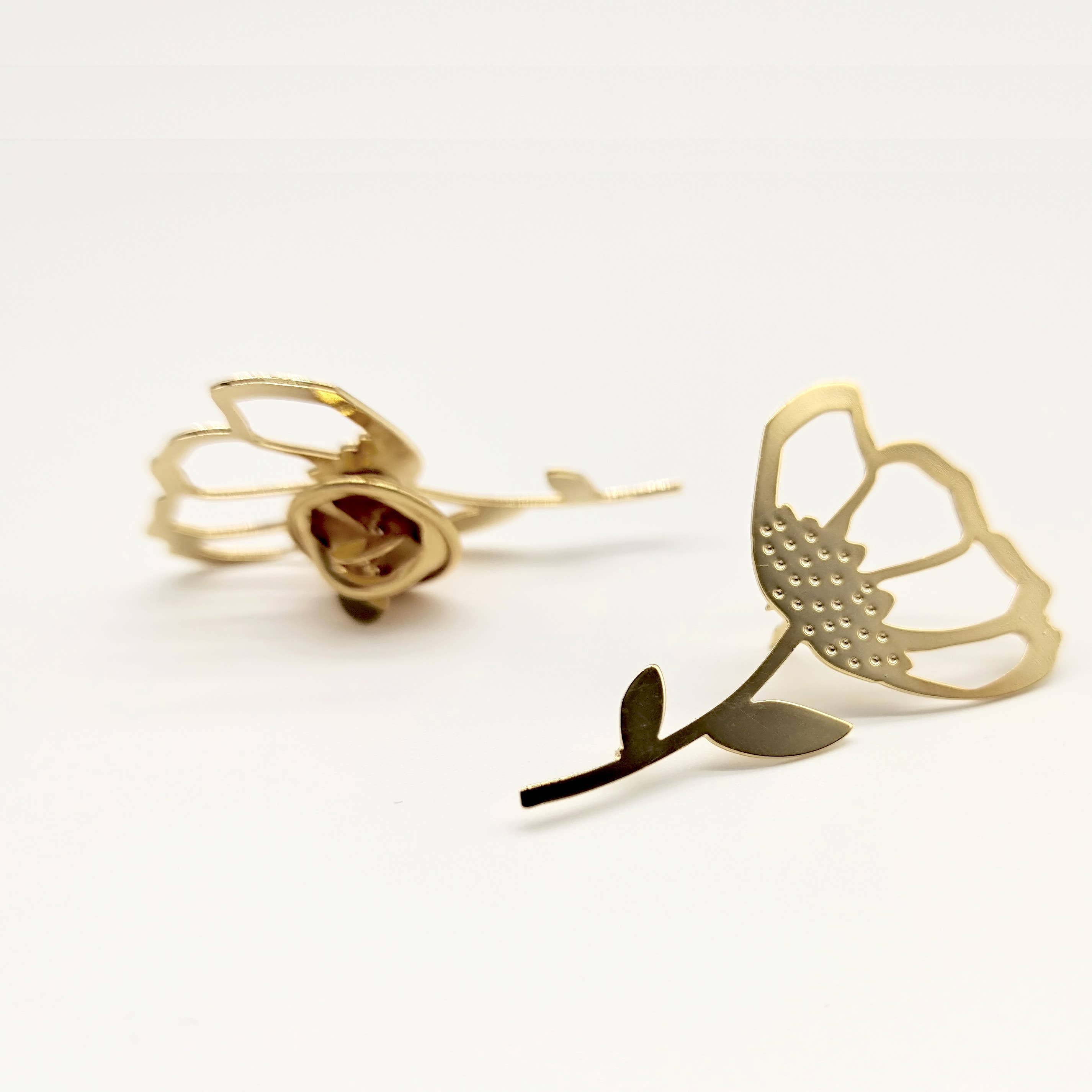 Pin / Blumentopf / aus Messing