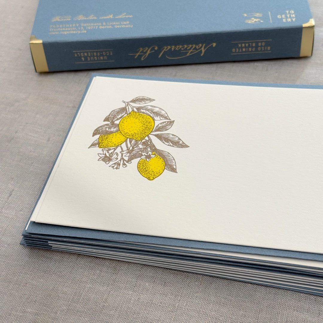 Briefkarten mit dem Motiv Zitronen im Riso Druck