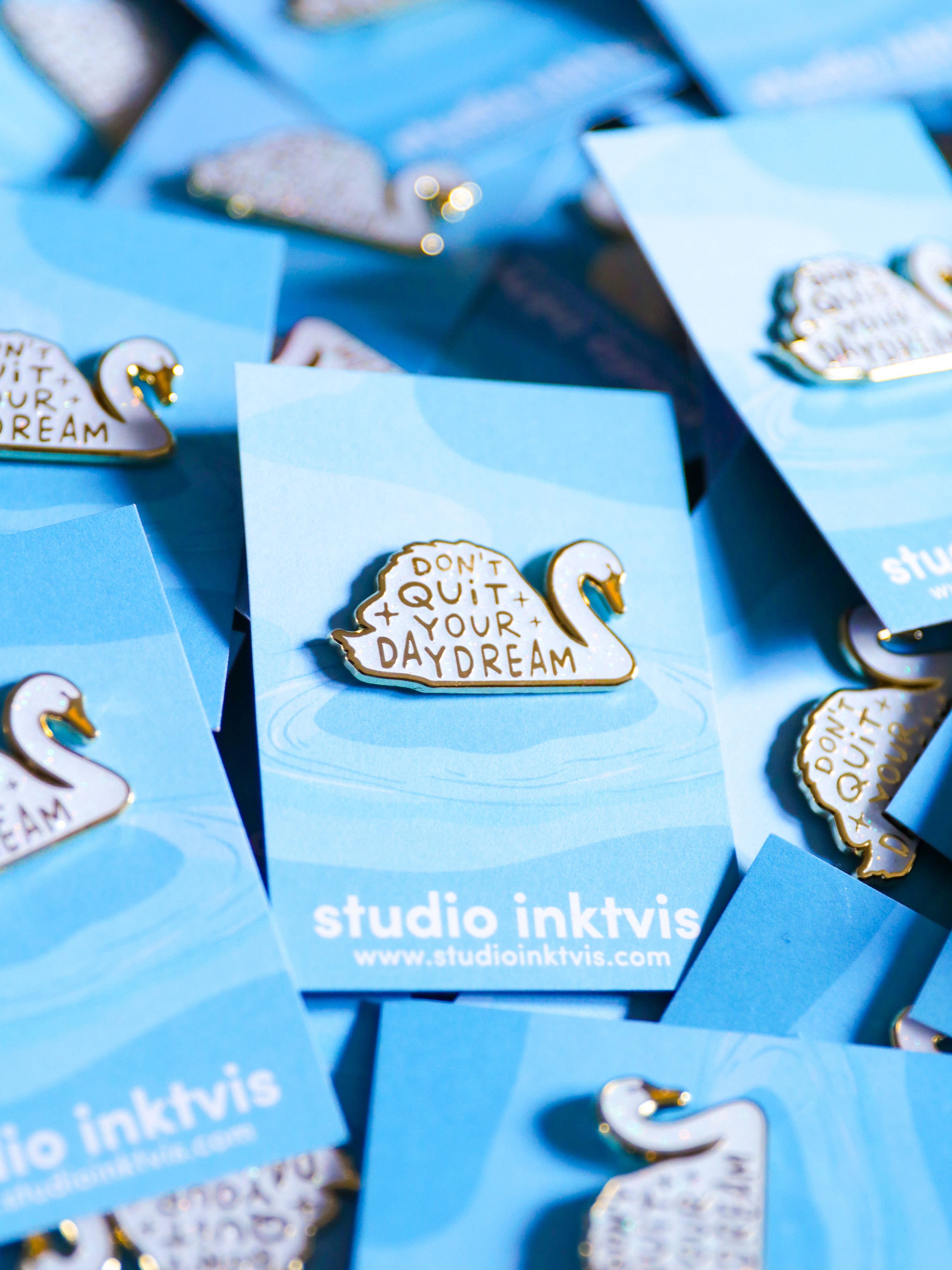 Pin Schwan / Don't Quit Your Daydream / Weiß