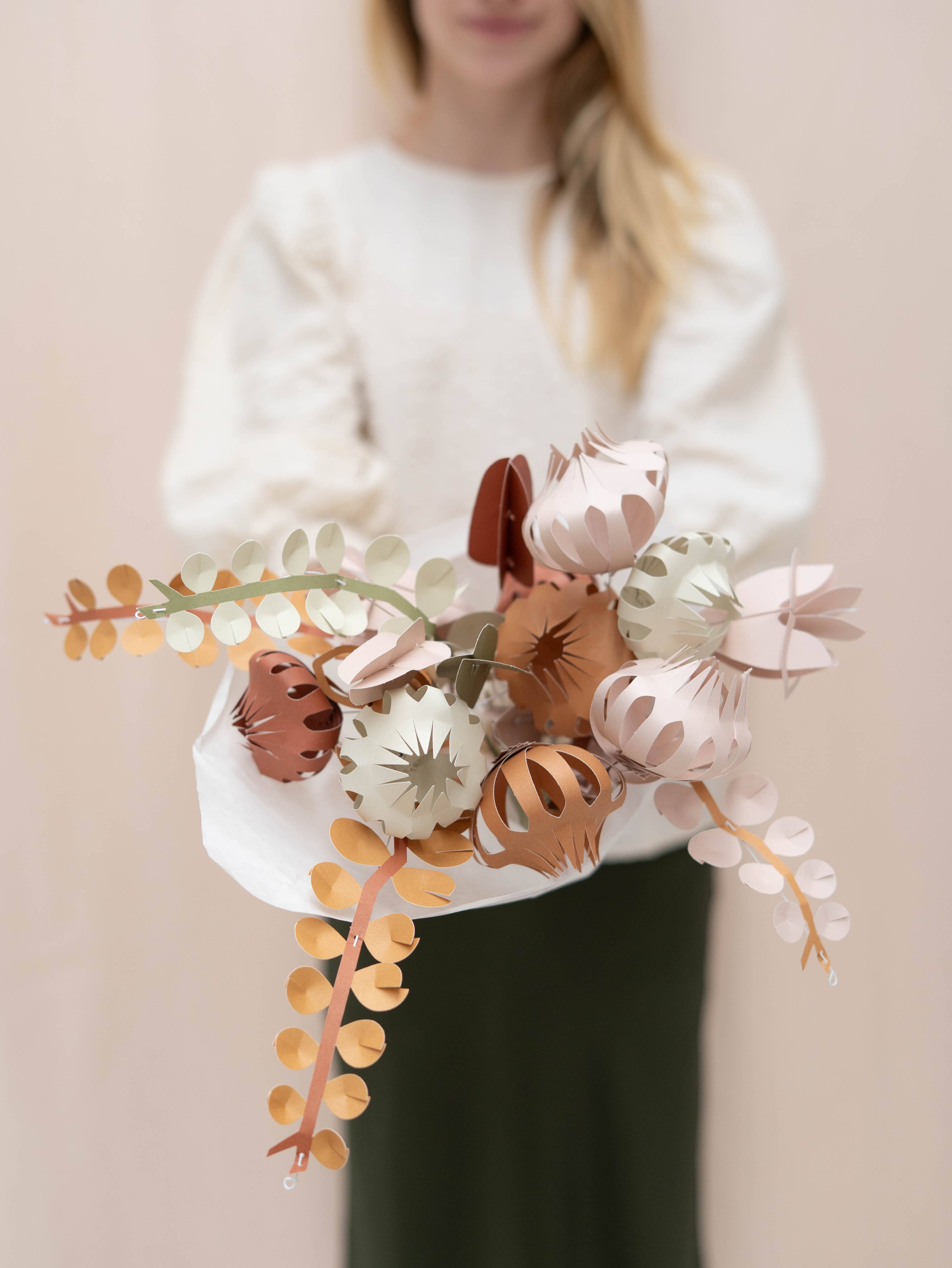 Strauß aus Sommerblumen aus Papier