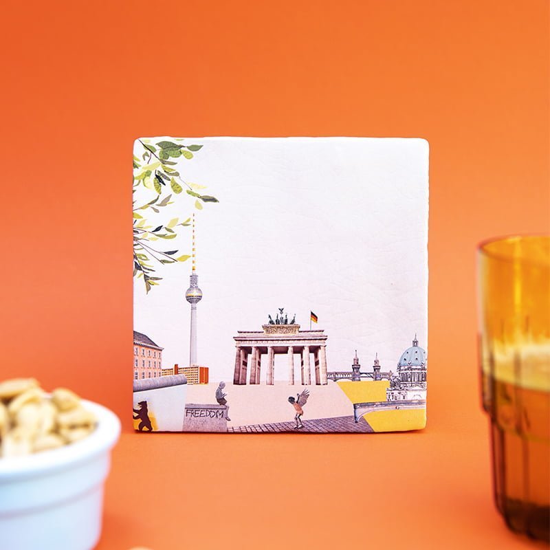 Story Tiles Fliese Berin Souvenir
