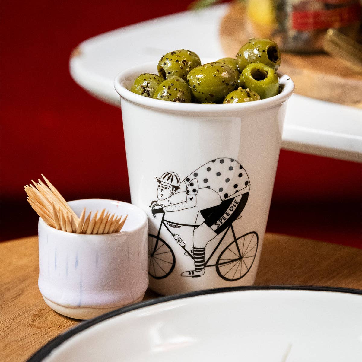 Porzellantasse „Speedie“ mit Illustration von helen b - Togethery