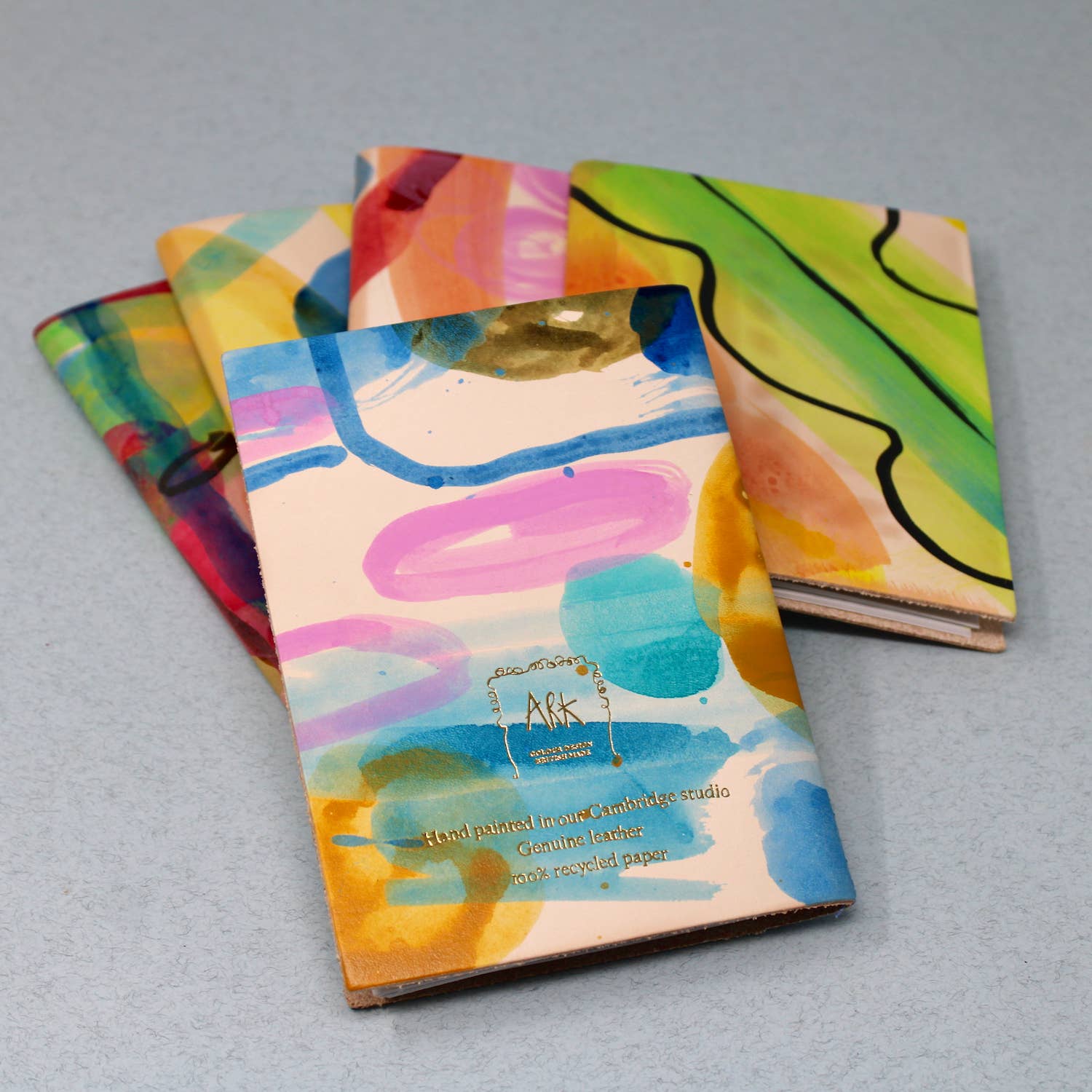 Handbemaltes A6-Skizzenbuch / Verschiedene Farben