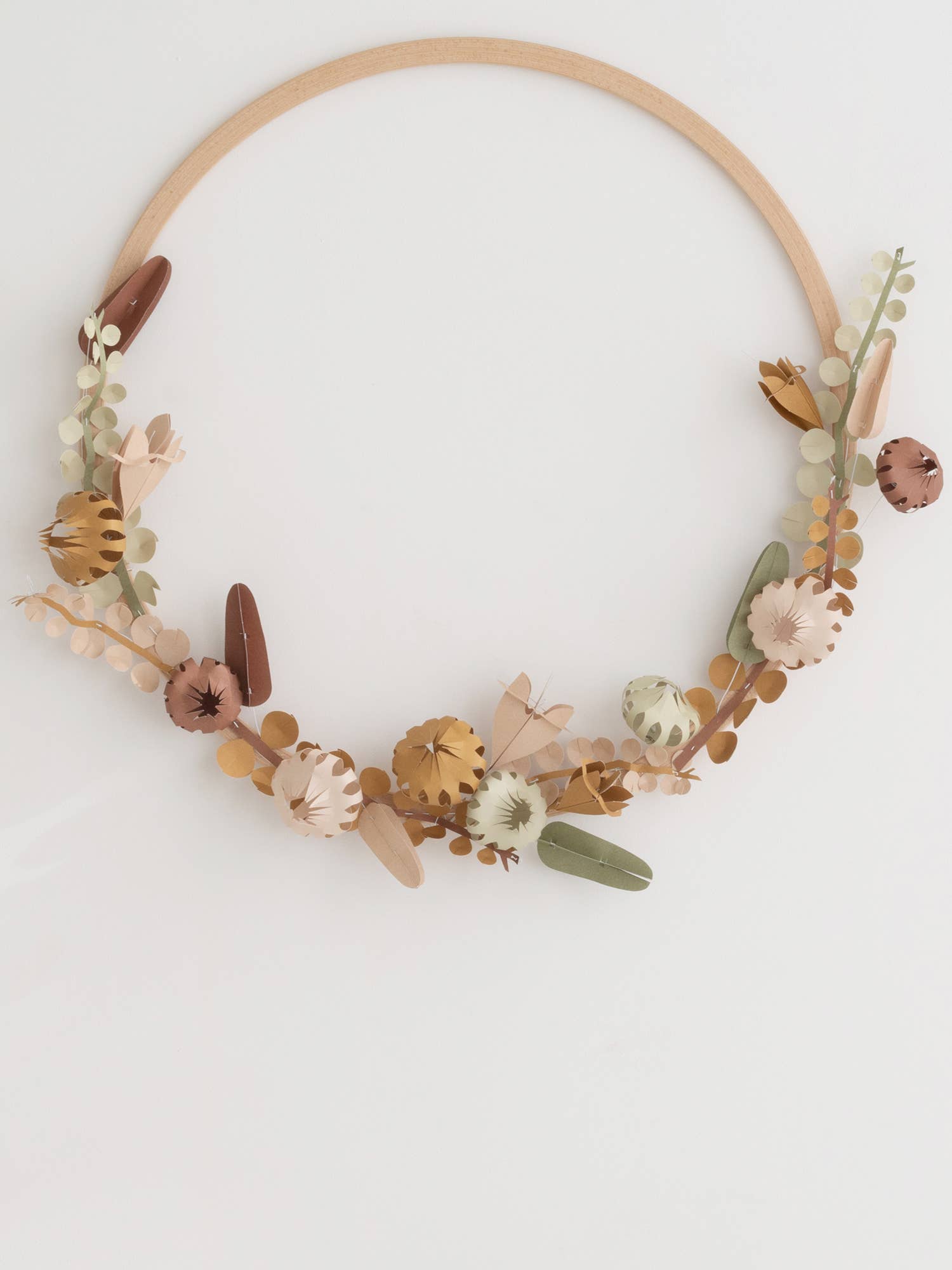 Kranz aus Sommerblumen aus Papier