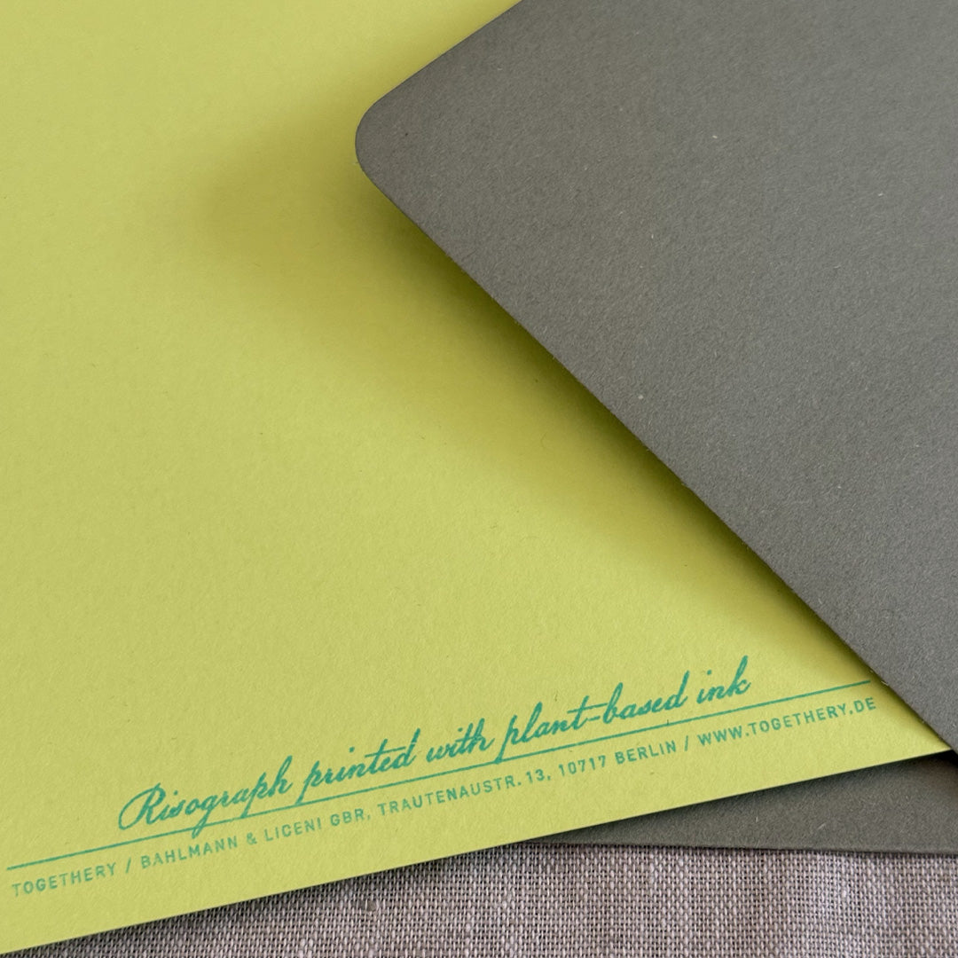 Weihnachtskarte Xmas Gmund Papier Hellgrün