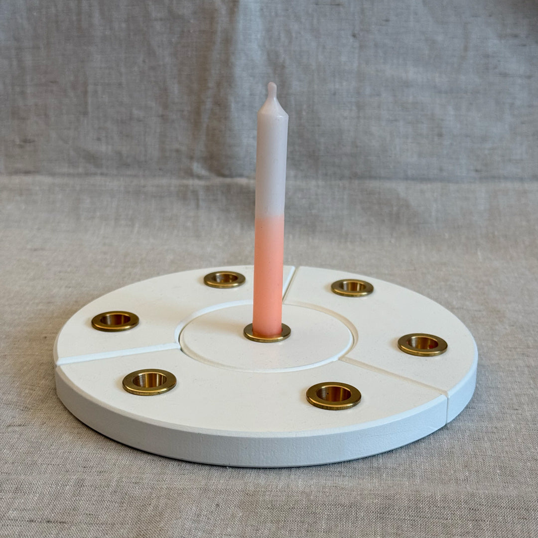 Geburtstagskranz / weiß / mit Messingeinsätzen