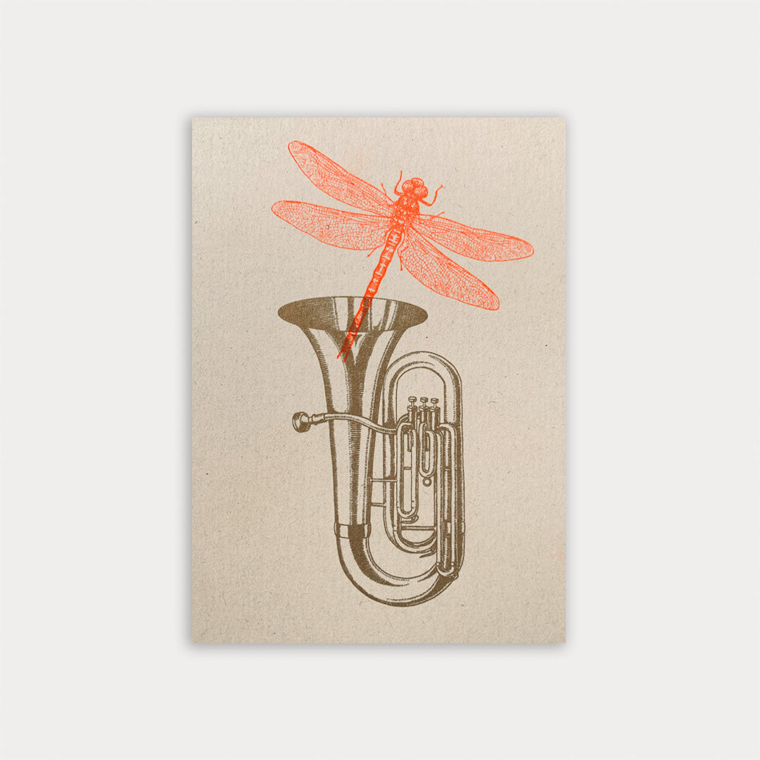 Postkarte / Tuba mit Libelle