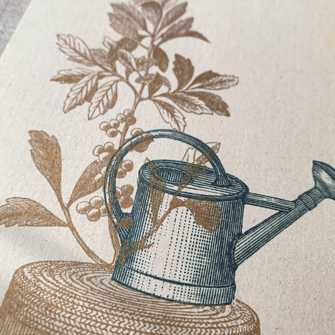 Postcard / Hat with watering can / Eco paper