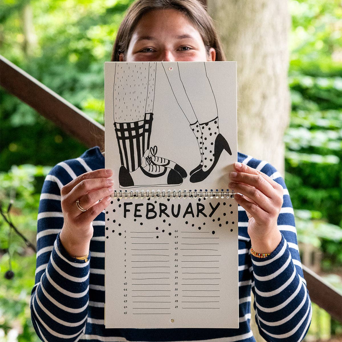 Geburtstagskalender mit monatlichen Illustrationen von helen b - Togethery