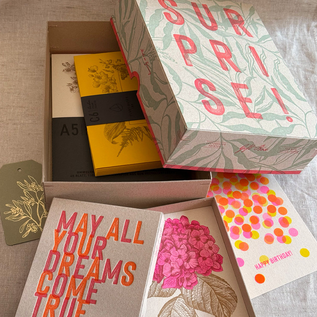 Geschenkbox (leer) / Surprise! / Letterpress Druck
